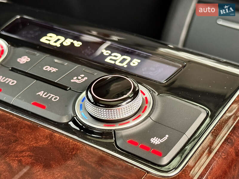 Седан Audi A8 2013 в Киеве