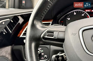 Седан Audi A8 2013 в 
