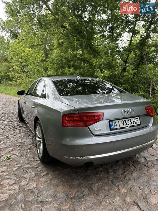 Седан Audi A8 2012 в Василькове
