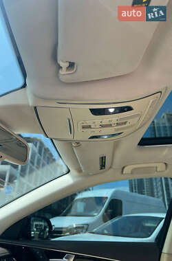 Седан Audi A8 2011 в 