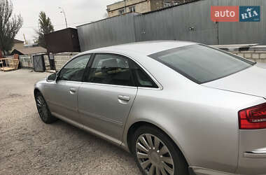 Седан Audi A8 2006 в 
