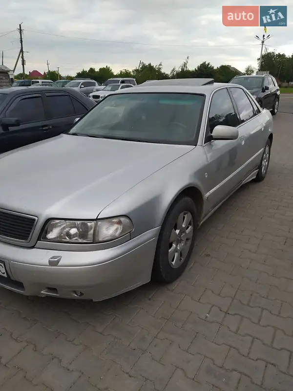 Audi A8