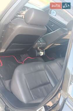 Седан Audi A8 1995 в 