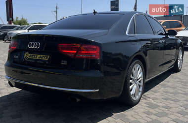Седан Audi A8 2011 в 