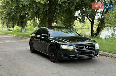 Седан Audi A8 2014 в 