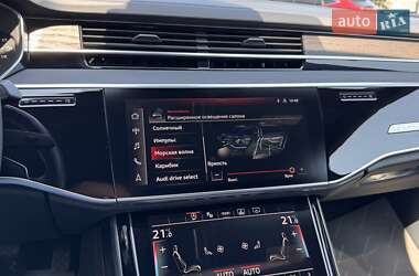 Седан Audi A8 2021 в 