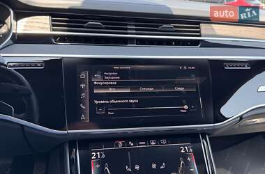 Седан Audi A8 2021 в 