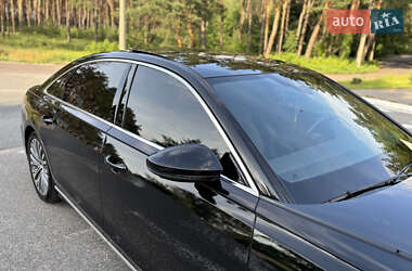 Седан Audi A8 2021 в 