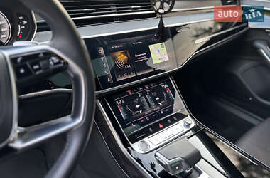 Седан Audi A8 2021 в 