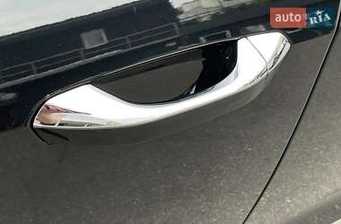 Седан Audi A8 2022 в 