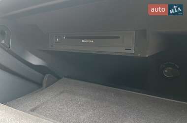 Седан Audi A8 2022 в 