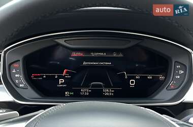 Седан Audi A8 2022 в 