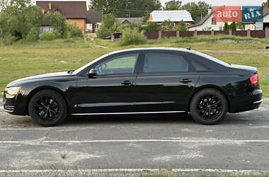 Седан Audi A8 2012 в 