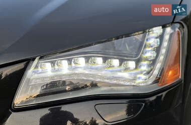 Седан Audi A8 2012 в 
