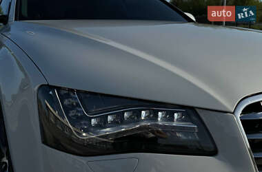 Седан Audi A8 2013 в 