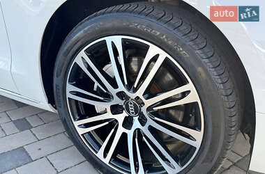 Седан Audi A8 2013 в 