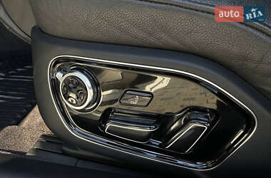 Седан Audi A8 2013 в 
