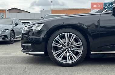 Седан Audi A8 2021 в 
