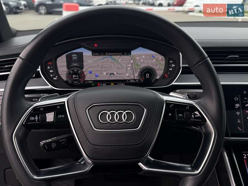 Седан Audi A8 2021 в Киеве