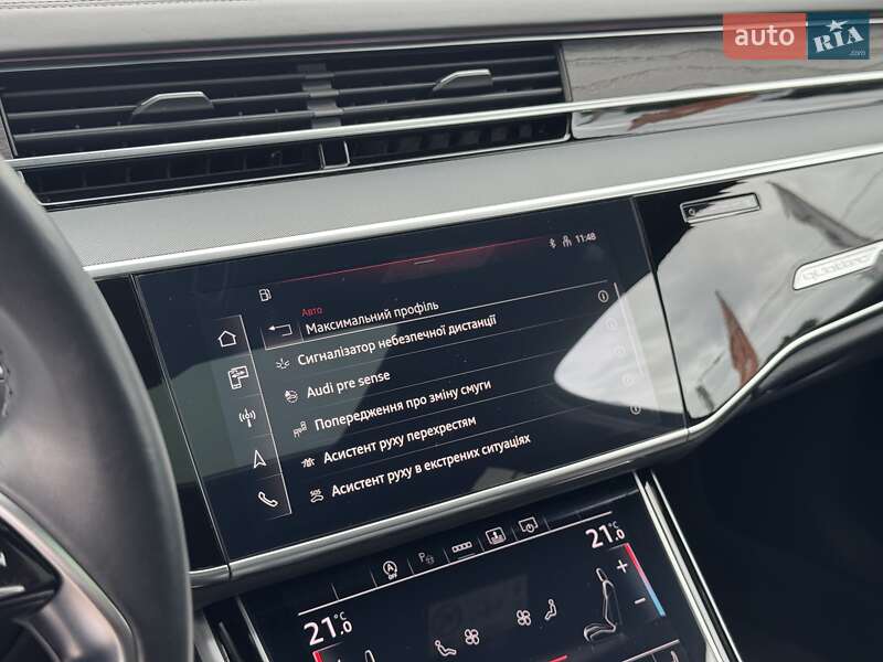 Седан Audi A8 2021 в Киеве