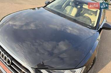 Седан Audi A8 2019 в 