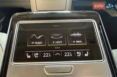 Седан Audi A8 2019 в 