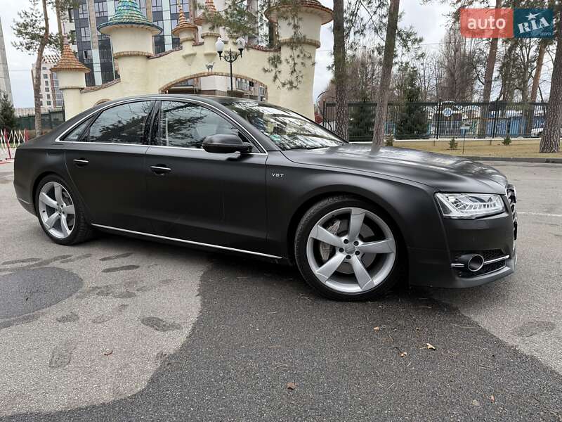 Седан Audi A8 2015 в Харькове