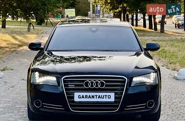 Седан Audi A8 2010 в 