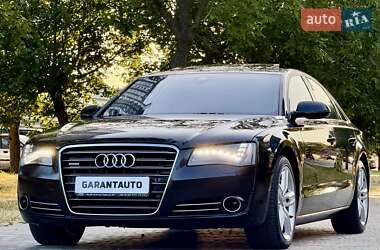 Седан Audi A8 2010 в 