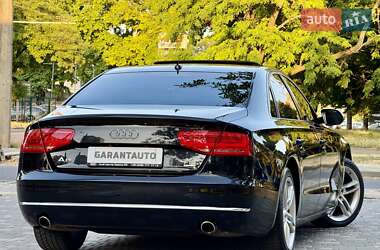 Седан Audi A8 2010 в 