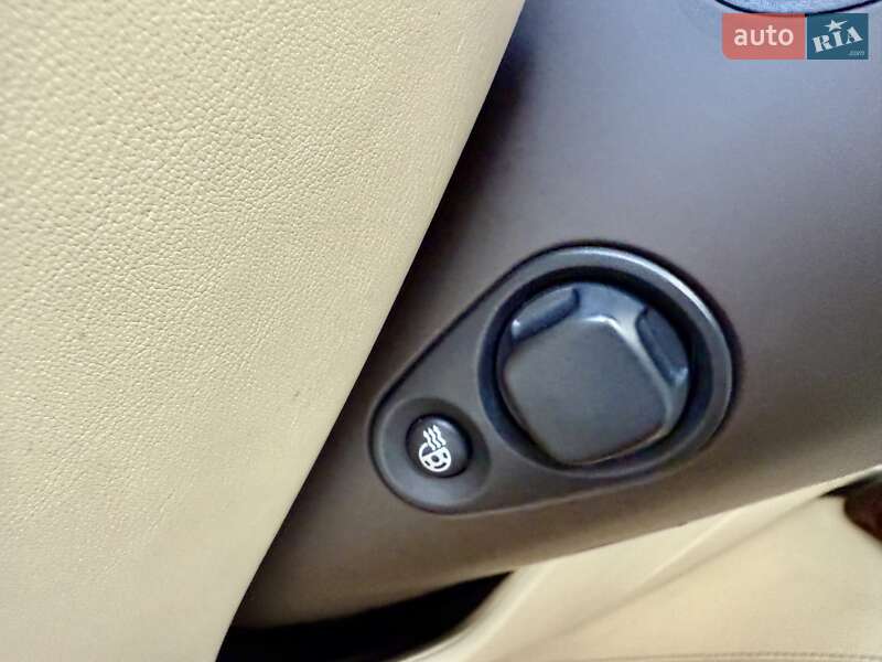 Седан Audi A8 2010 в Одесі