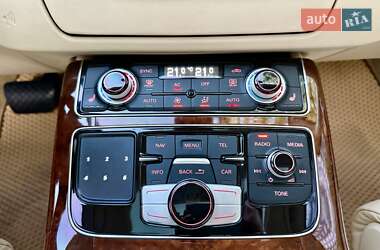 Седан Audi A8 2010 в 
