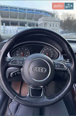 Седан Audi A8 2012 в 