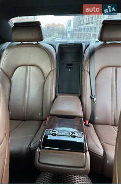 Седан Audi A8 2012 в 