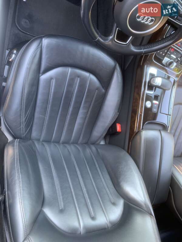 Седан Audi A8 2015 в Бердичеве