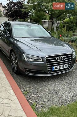 Седан Audi A8 2014 в 