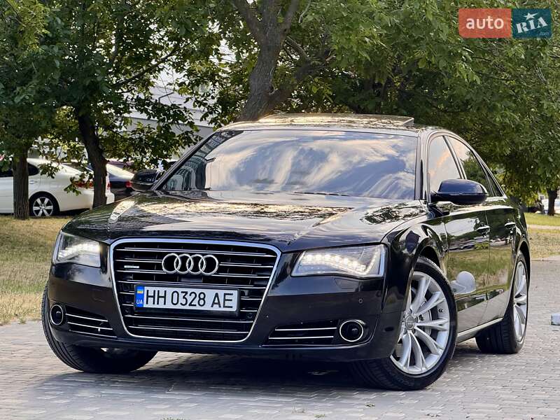 Седан Audi A8 2011 в Одессе