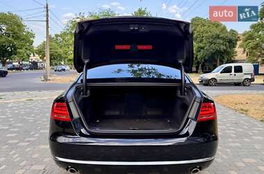 Седан Audi A8 2011 в 