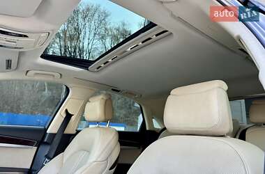 Седан Audi A8 2012 в 