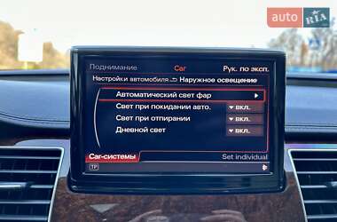 Седан Audi A8 2012 в 
