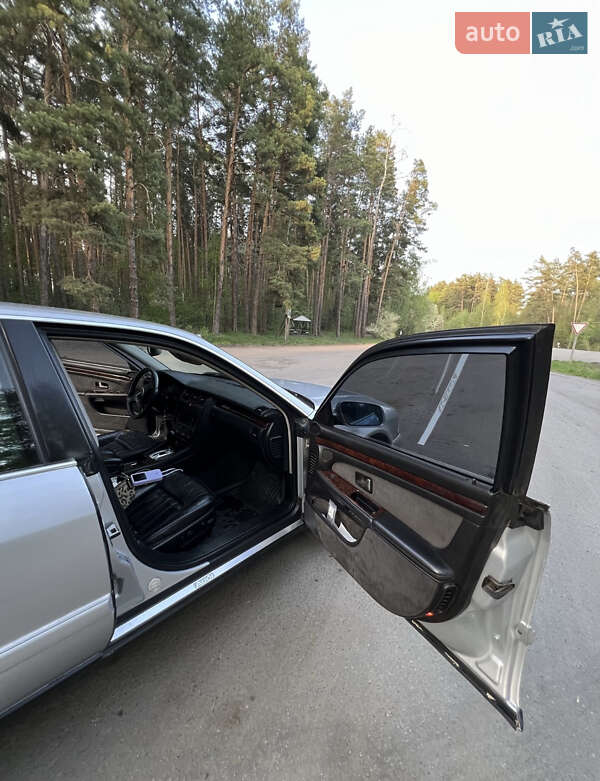 Седан Audi A8 2001 в Борзні