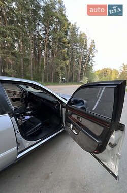 Седан Audi A8 2001 в 