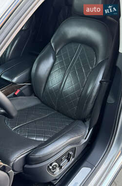 Седан Audi A8 2011 в 
