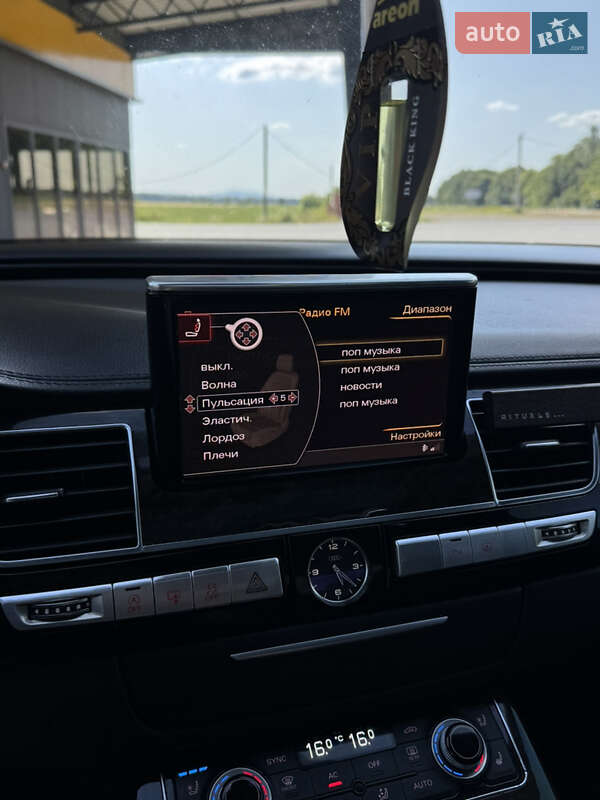 Седан Audi A8 2011 в Черновцах