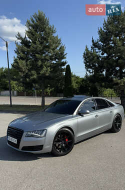 Седан Audi A8 2011 в 