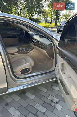 Седан Audi A8 2014 в Киеве