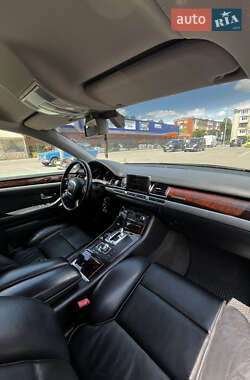 Седан Audi A8 2006 в 