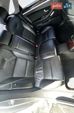 Седан Audi A8 2006 в 