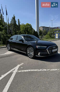Седан Audi A8 2021 в 