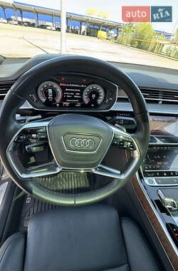 Седан Audi A8 2021 в 